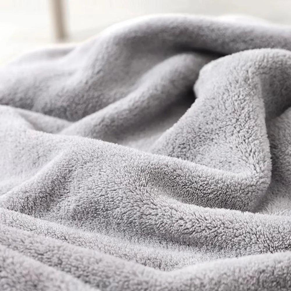Toddler Bathrobe Infant Bath Towel Boy Girl Blankets Swaddle With Hood Cartoon Coral Fleece Towel Blanket Newborn Kids Bedding
